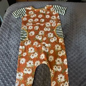 RAGS to RACHES 3/4T Short sleeved, Orange w/Daisy
